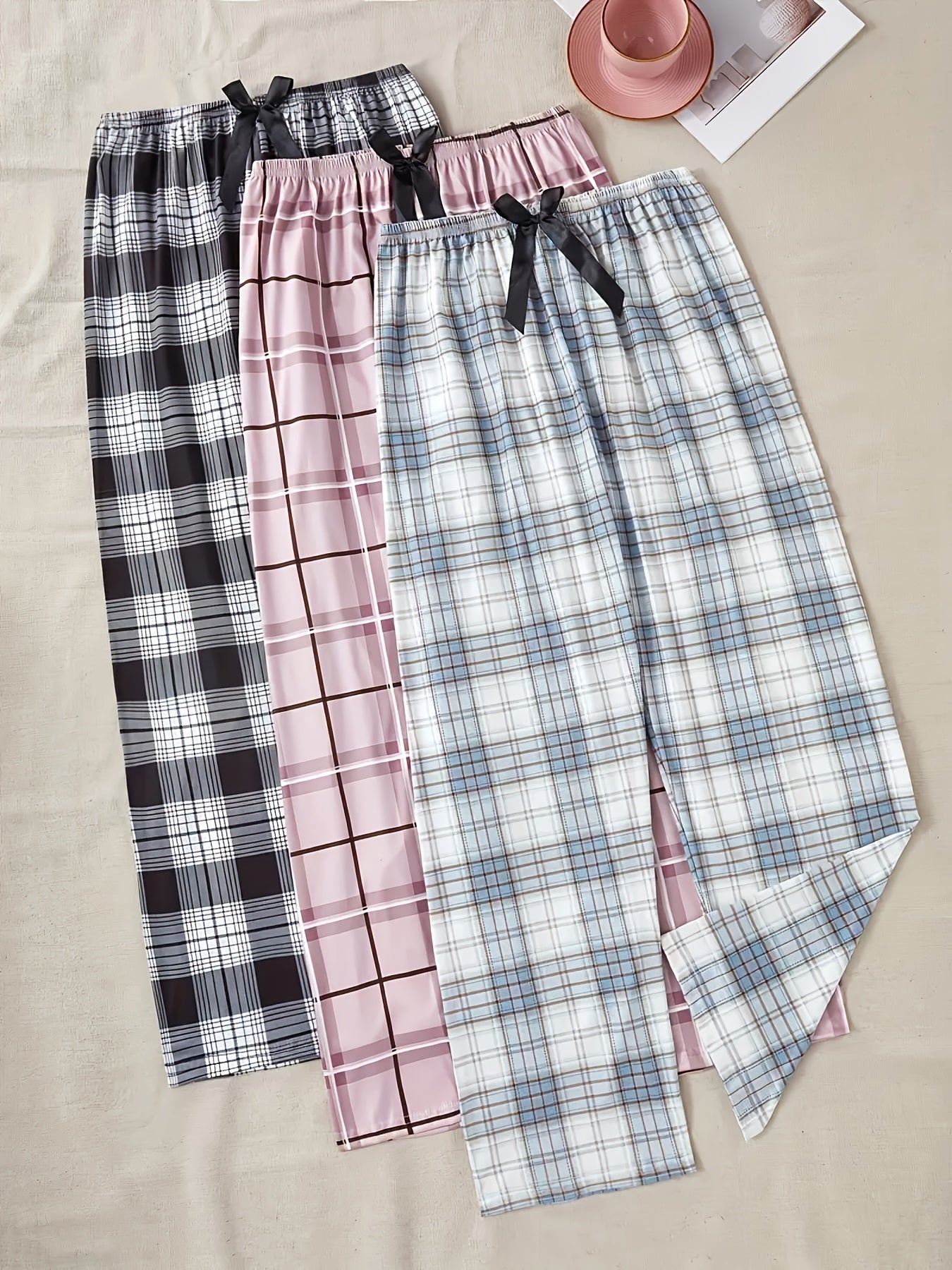 Women's Fashion Pajamas and Home Clothes Pajama Pants Spring, Autumn and Winter Women's Three-Pack Pajama Pants Women's Bow Print Plaid Fashion Pajama Pants Three-piece Set with Elastic Waist Style Suitable for All Seasons Ho